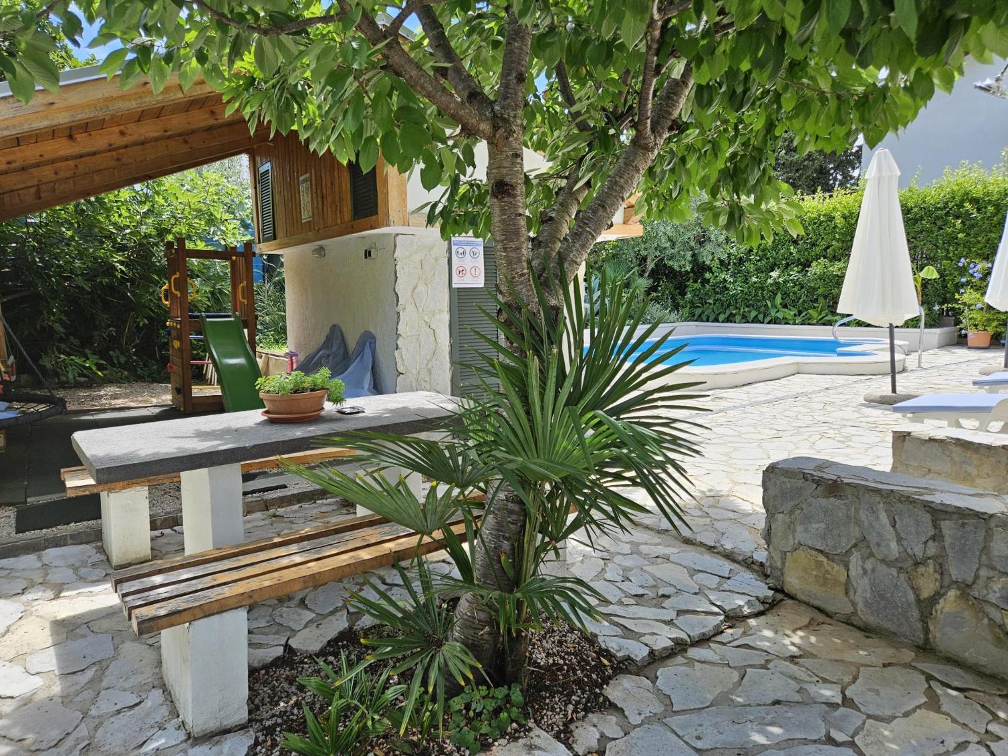 Apartment Mirko Malinska Exterior foto
